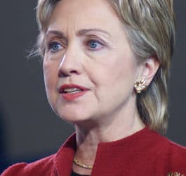 What Does Hillary Believe? Populists Want to Know.